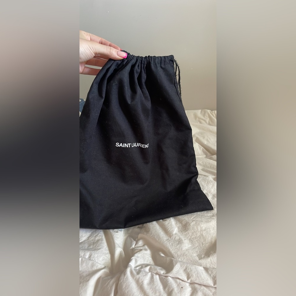 YSL MEDIUM VICKY BAG - Picture 6 of 7